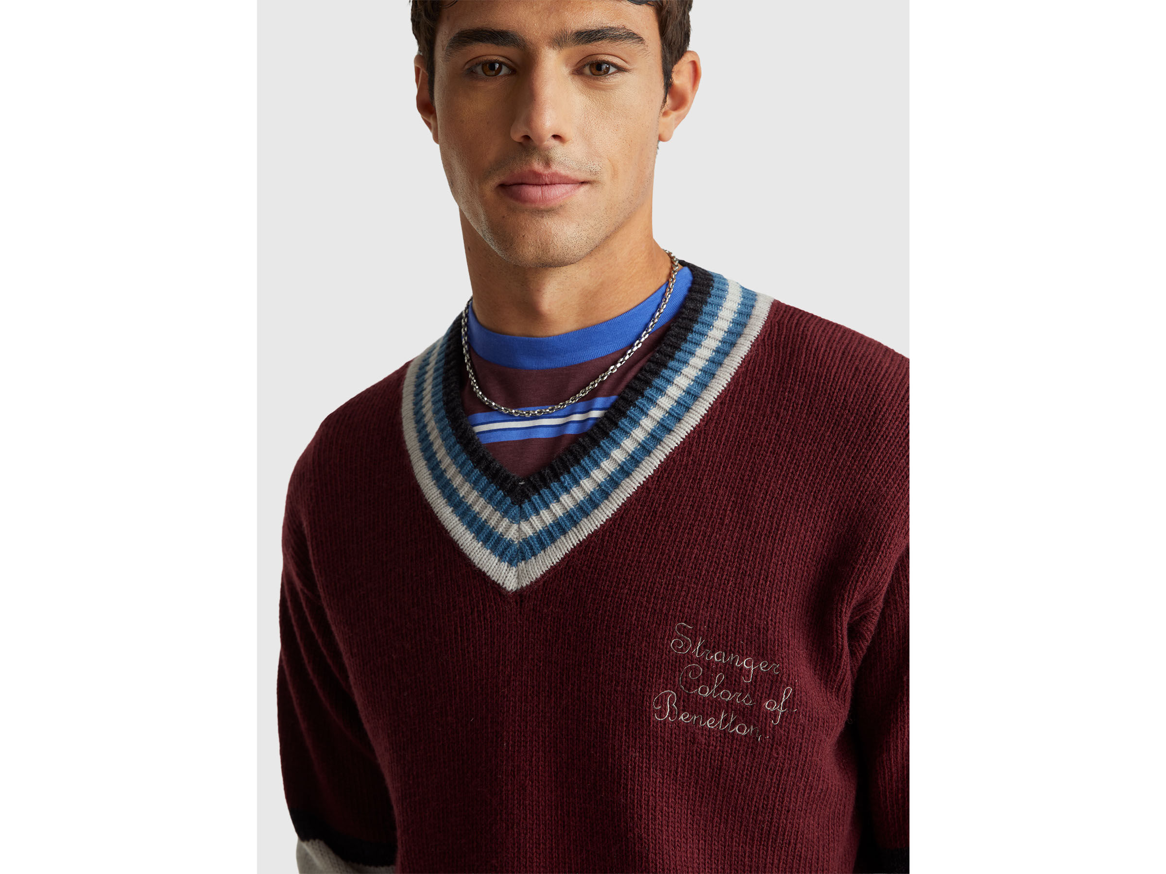 V NECK SWEATER L/S Men image number 4